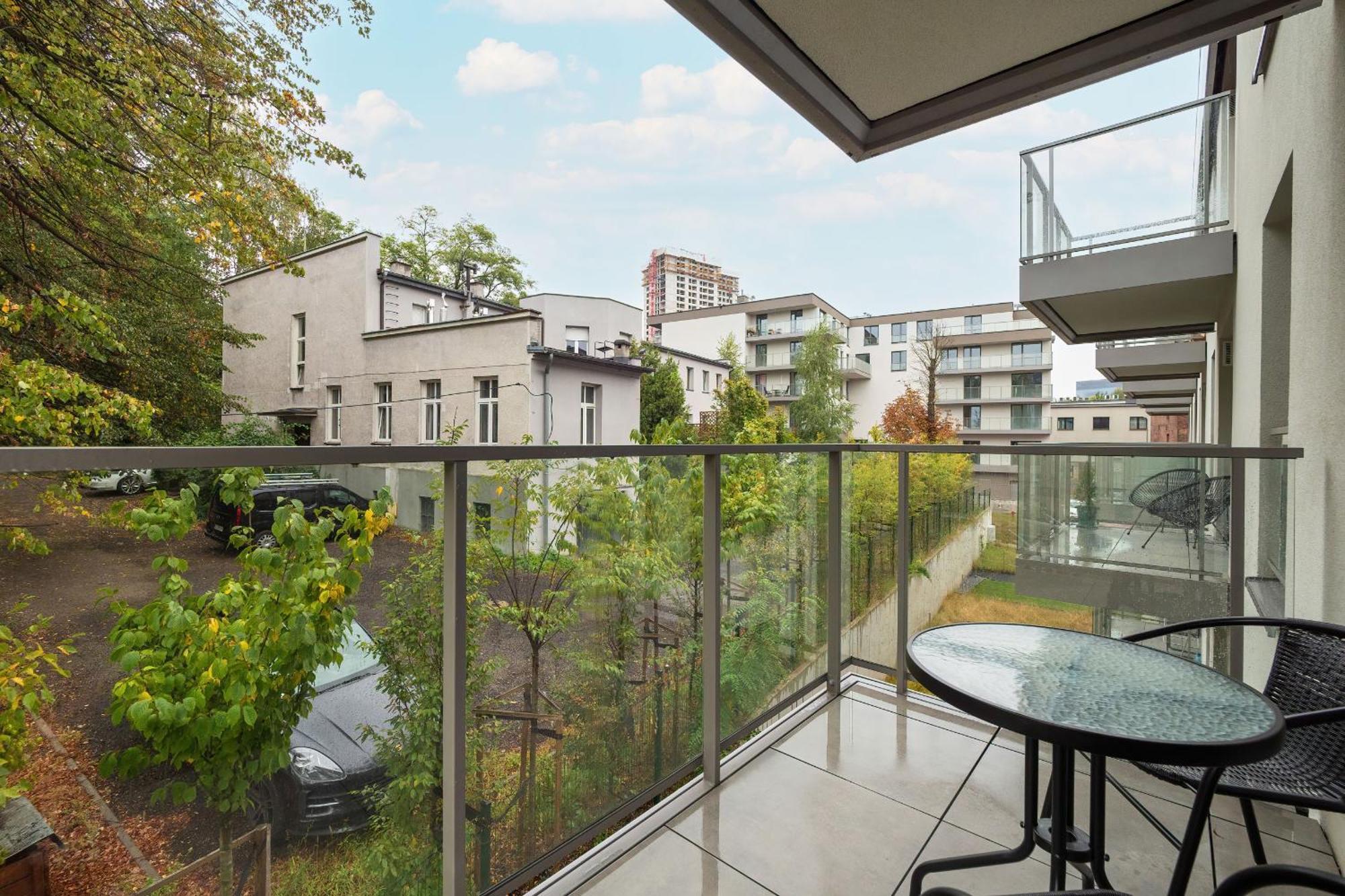 Exceptional Apartment With Parking By Noclegi Renters Katowice Zewnętrze zdjęcie